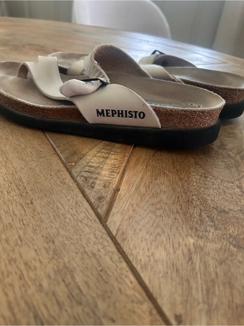 Mephisto Cream Single-Buckle Cork Sandals